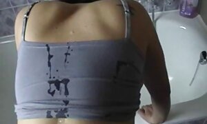 白いガールフレンドは、喉にボルトを挿入し、お尻に入れ墨を持つ黒人女性の肛門性 女性 専用 エッチ な 動画
