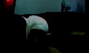 白い偽造者のための脂肪のギャップをあきらめる赤いビキニの暗い肌のモデル 女性 向け あだると 動画