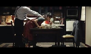 Zadrotは油で彼女の胸の間にジューシーな母親をファックし、馬の膣を乾燥させ始める 女性 の 為 の エッチ な 動画
