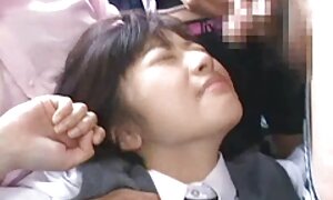 大きな男根を持つ黒いドレスで青い目のブロンドをクソ友人 女性 向け エッチ 動画 無料