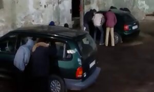彼女の手でクライアントの男根を撫でてピグテールでマッサージ師と膣にそれを取った 女性 用 アダルト サイト 無料