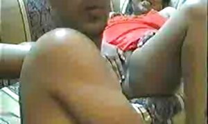 二つの白人男性と黒人男性を見つめて熟女すべての穴のポールシーン 女性 向け の エロ 動画