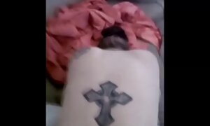 タイトな茶色の胸魅惑的な上品な恋人 女性 の ため の av 動画