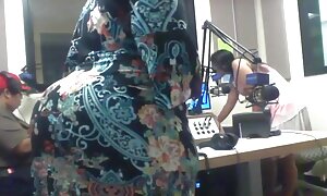 tattooed女masturbateの性別機の近くのクリスマスツリー 鈴木 一徹 女性 の ため の